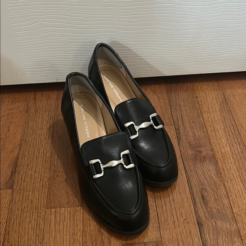 Adrienne Vittadini Women's Black Loafers